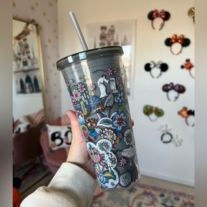 New Vera Bradley Star Wars 24oz Tumbler Far Far Away Print